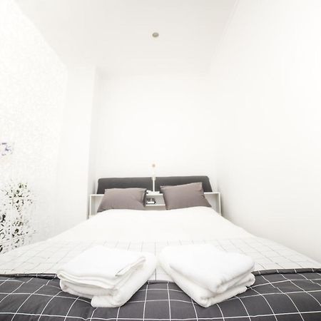 City Centre Hidden Gem! Apartment For Up To 3 People 布鲁塞尔 外观 照片
