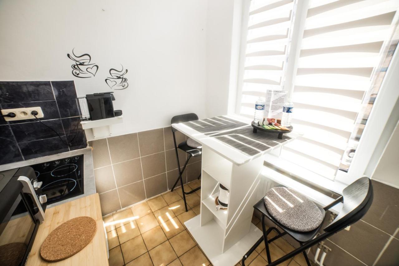 City Centre Hidden Gem! Apartment For Up To 3 People 布鲁塞尔 外观 照片